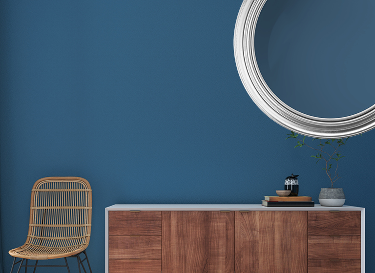 Cheerful inspired bold coloured room